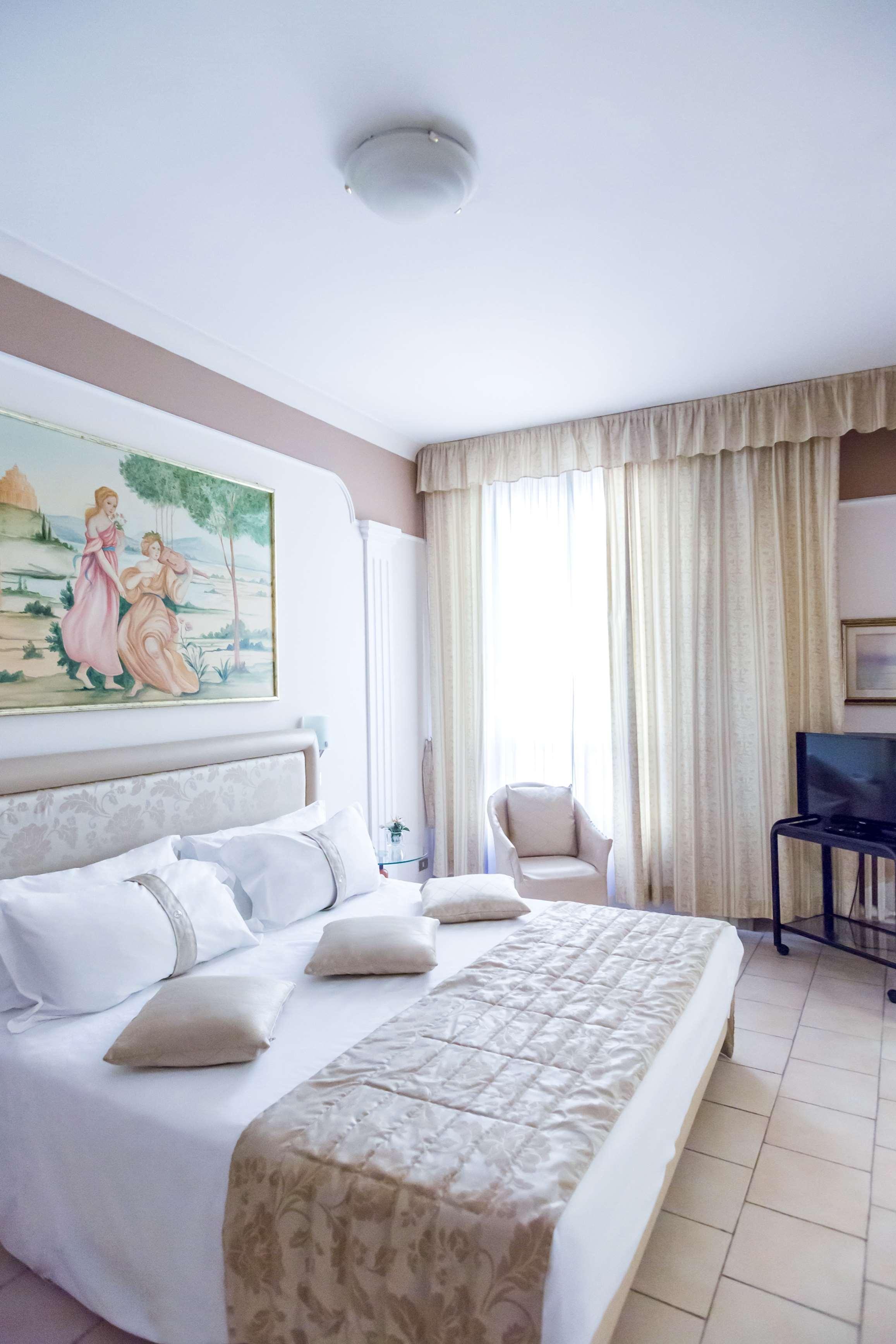 Best Western Hotel Liberta Modena Exteriör bild